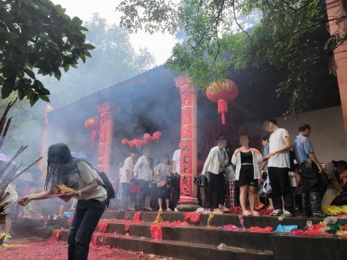 小庙地乌春庙实景照片