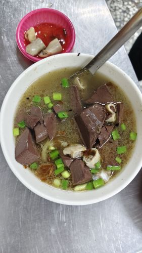 溪口古早味猪血汤