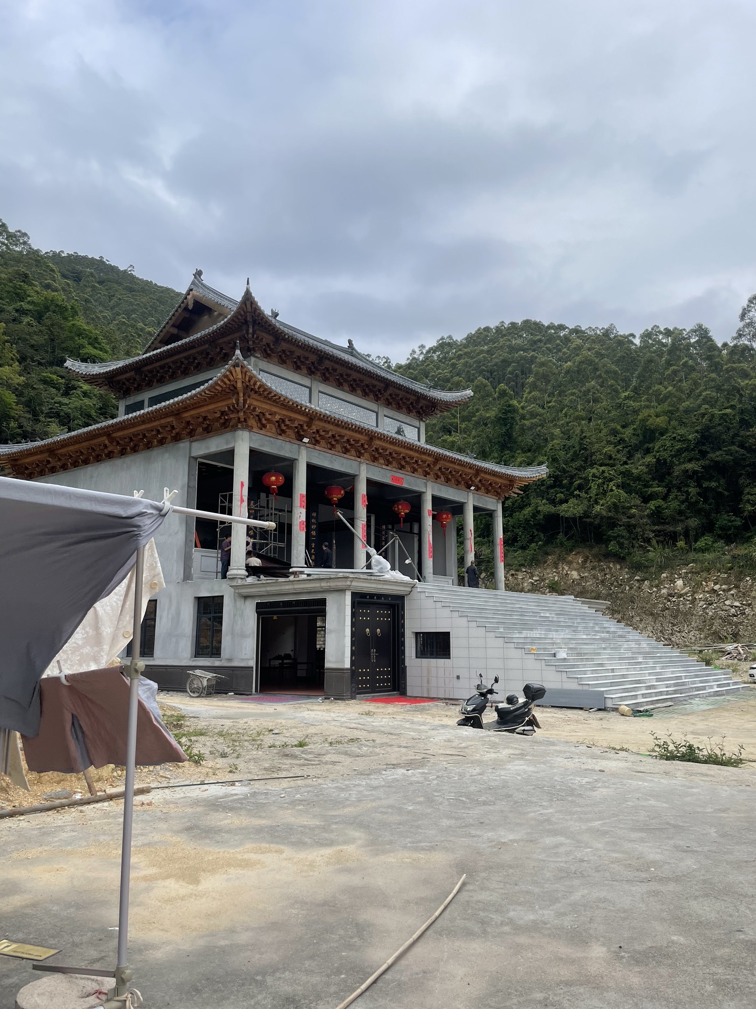 白泉岩禅寺实景照片