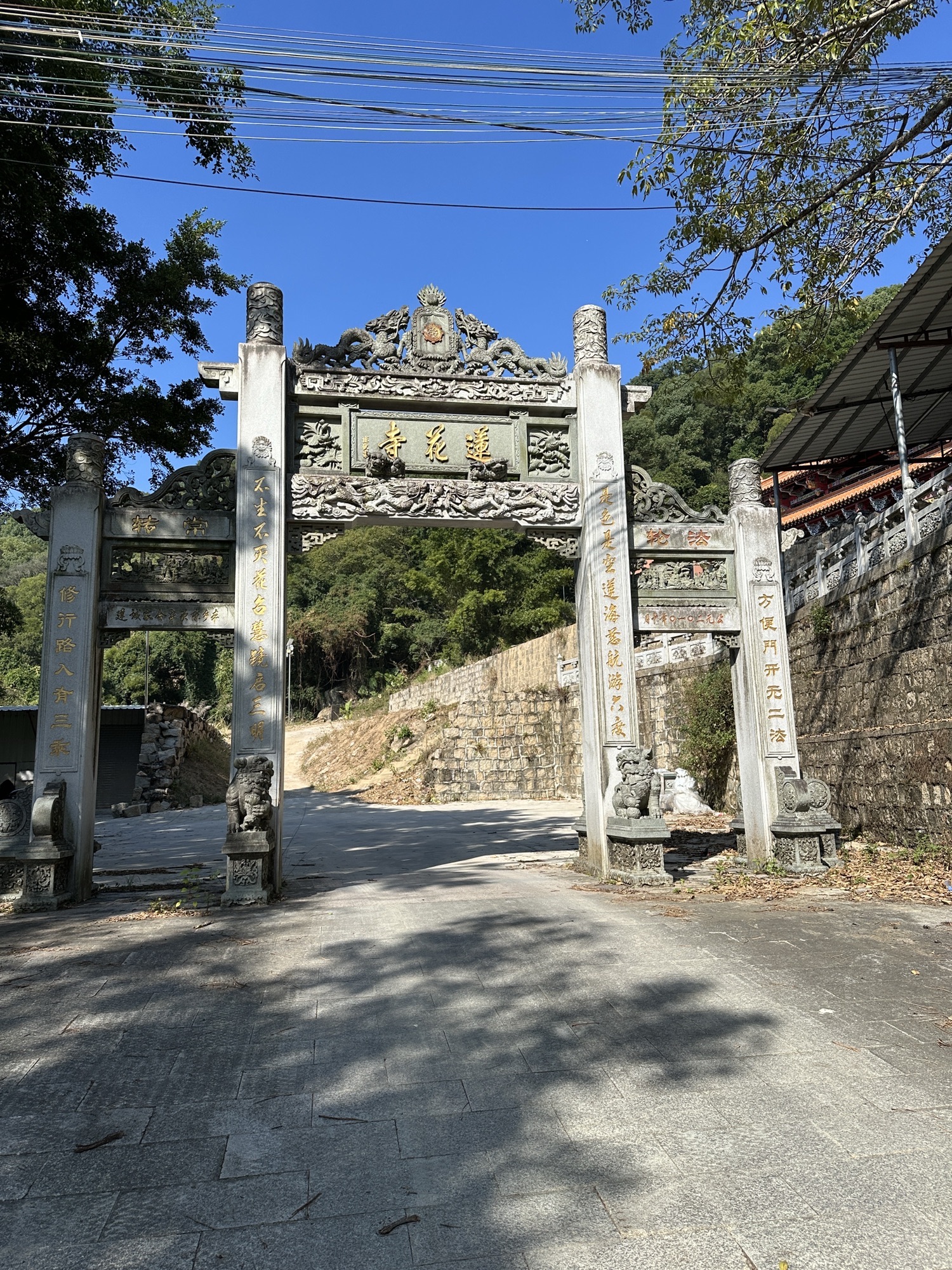 莲花寺实景照片