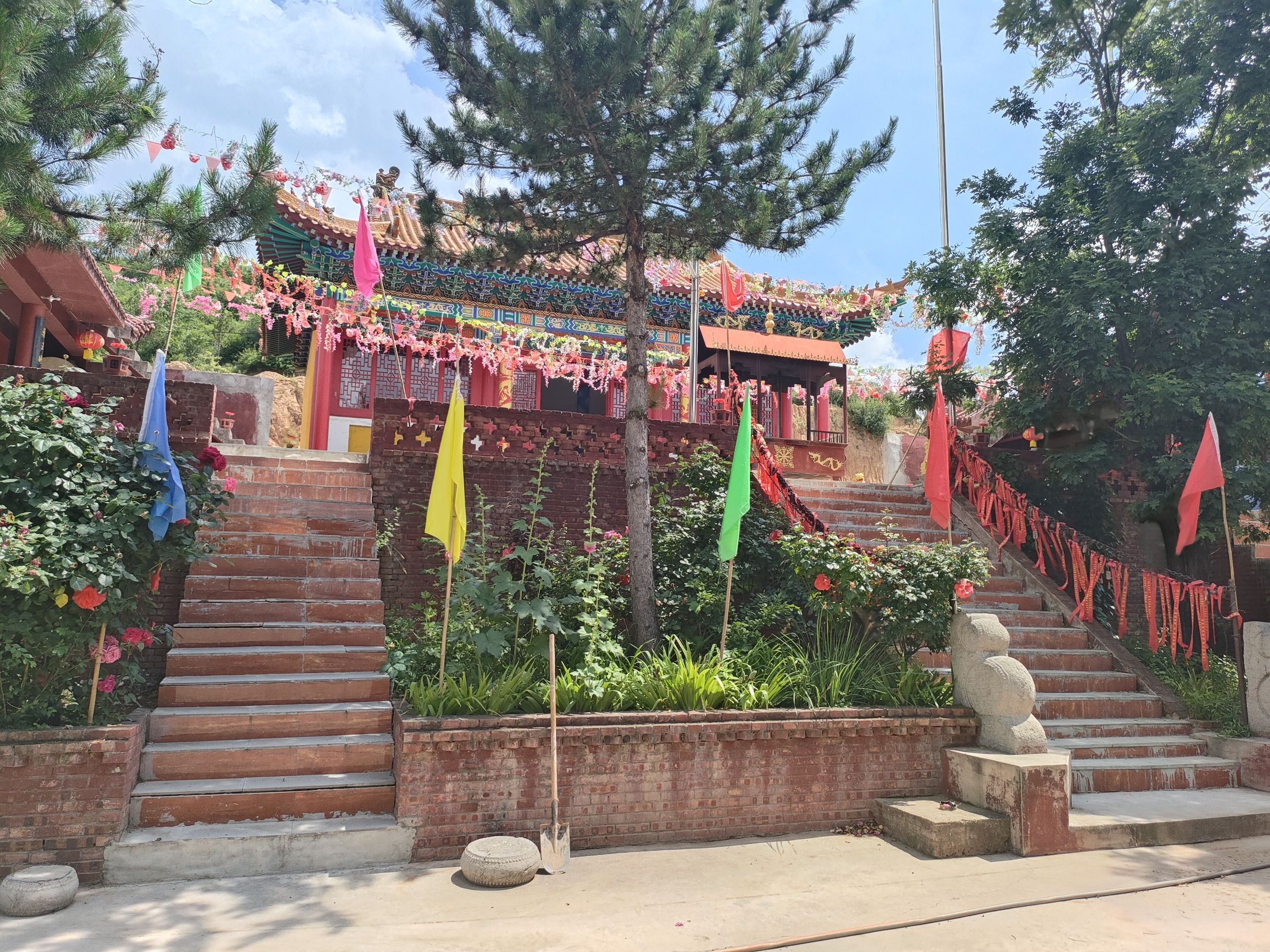 西山王母庙实景照片