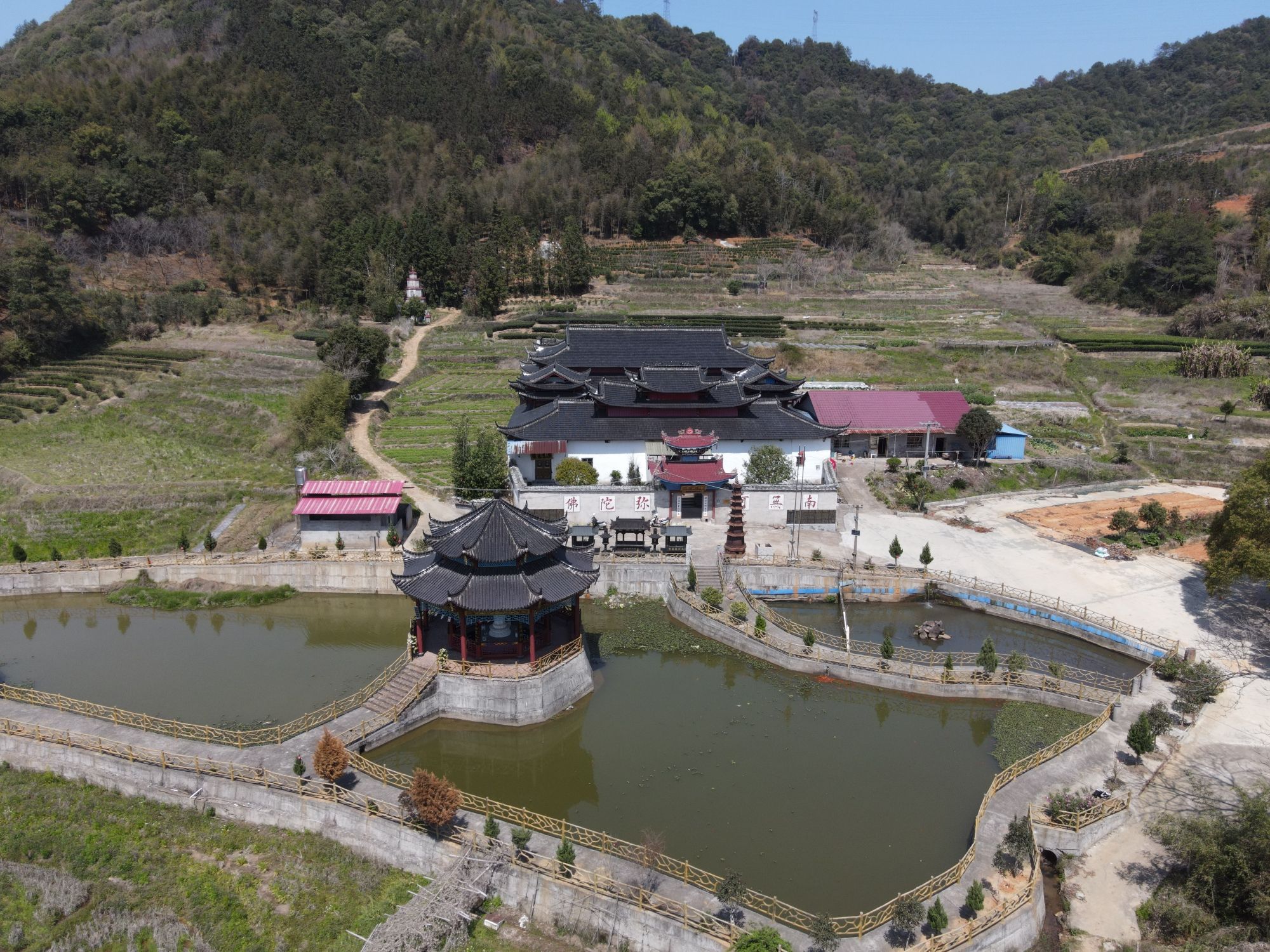 禅岩寺实景照片