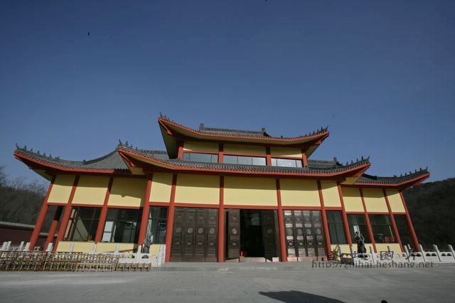 莲花山寺实景照片
