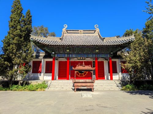 龙沙公园-三清殿