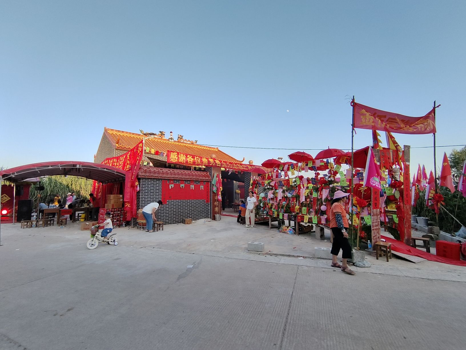 龙珠三界庙实景照片