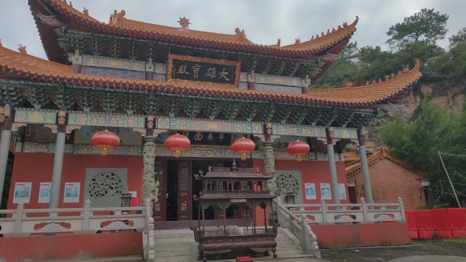 礐石风景名胜区-紫峰岩寺实景照片