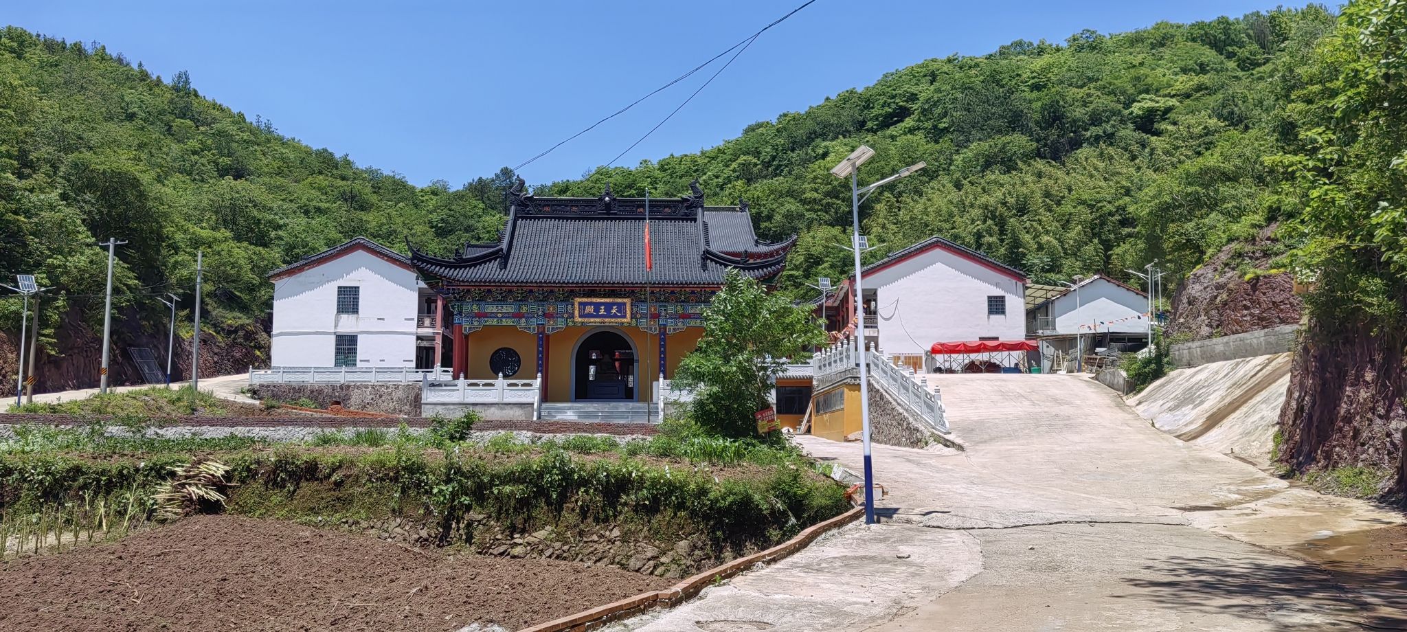 瑶塘寺实景照片
