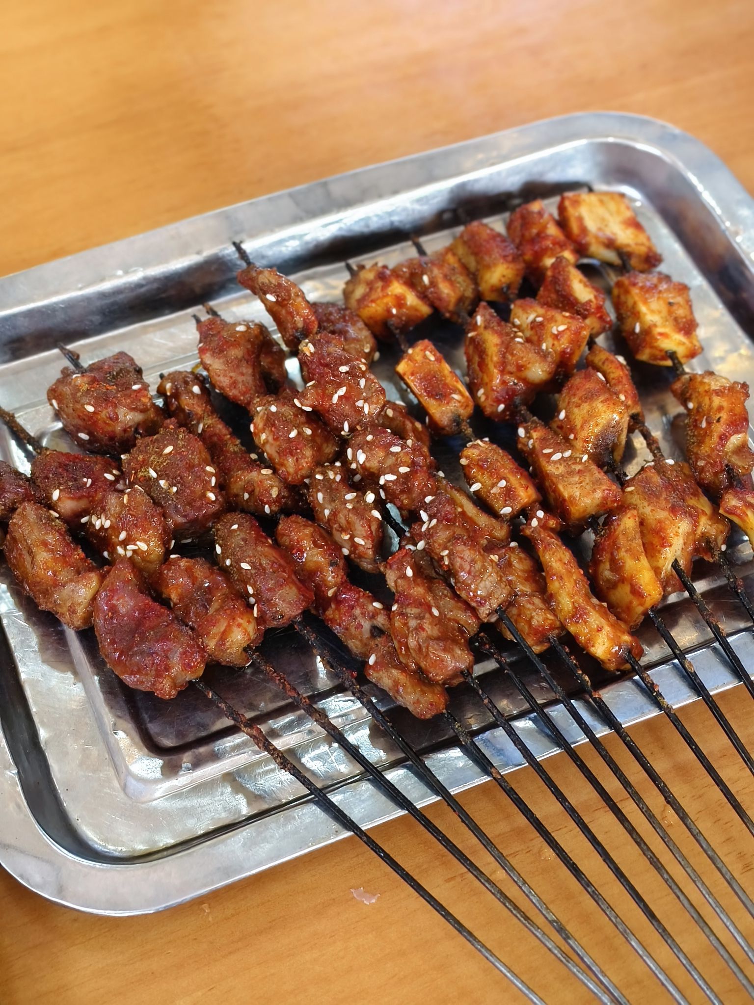 马富雄烤肉美食城