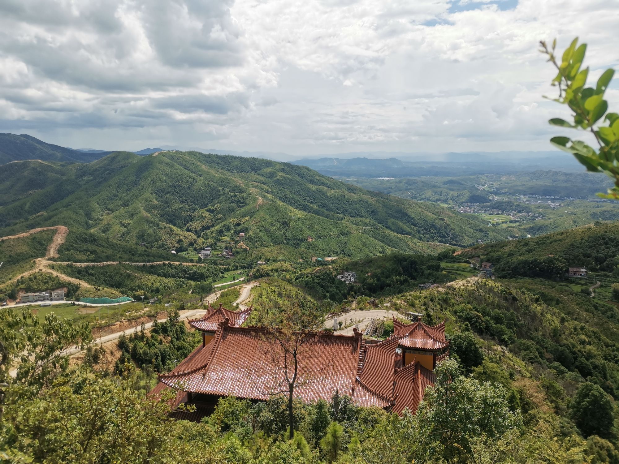 天明山寺实景照片