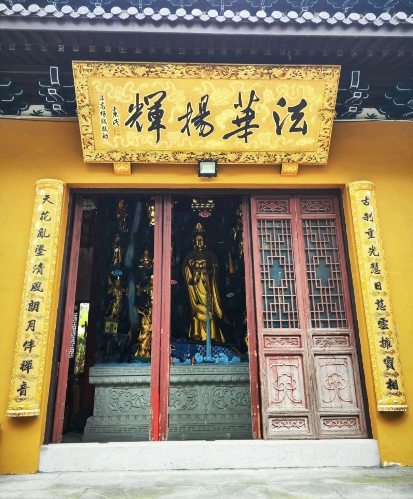 灵岩禅寺实景照片