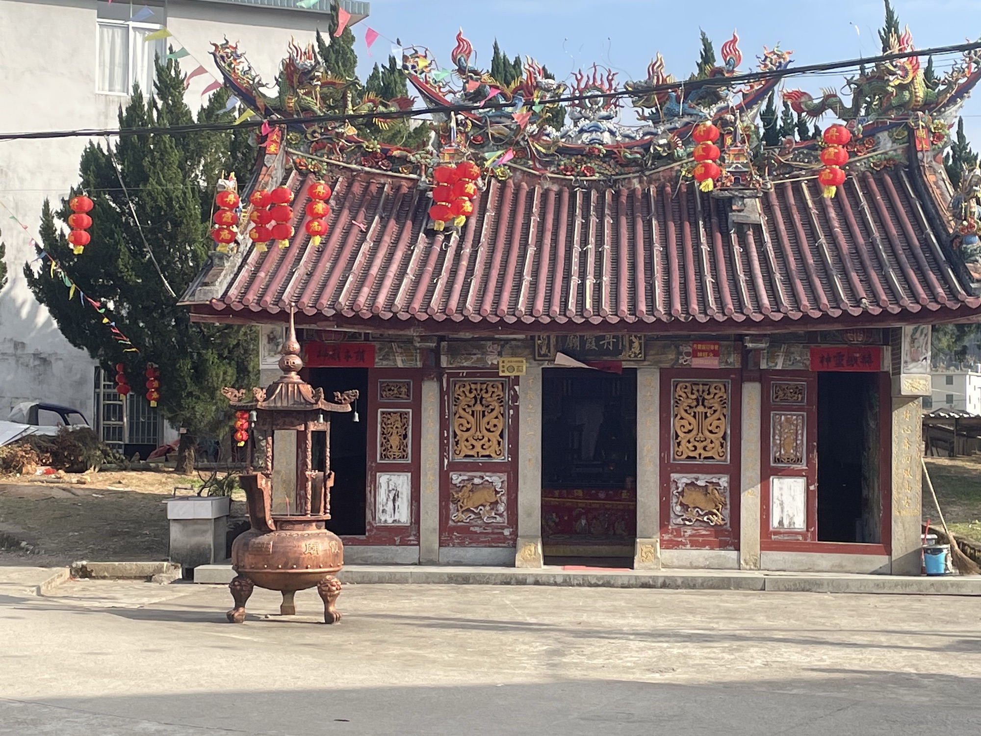 高安丹霞庙实景照片