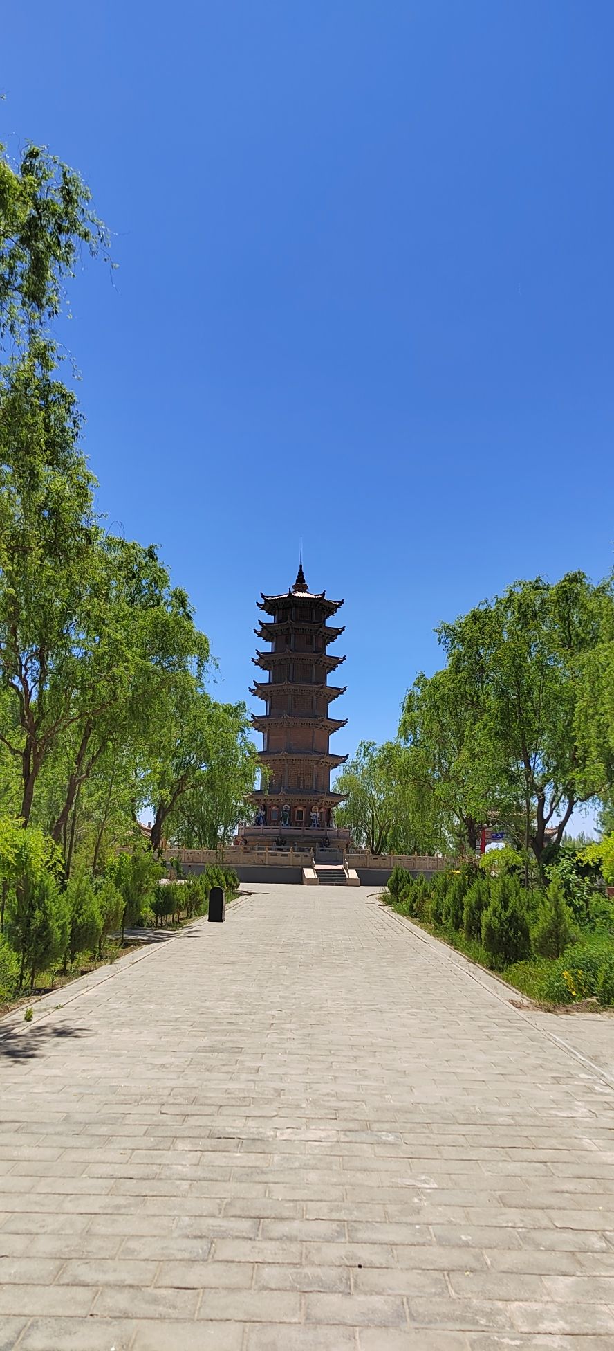 宝莲禅寺实景照片