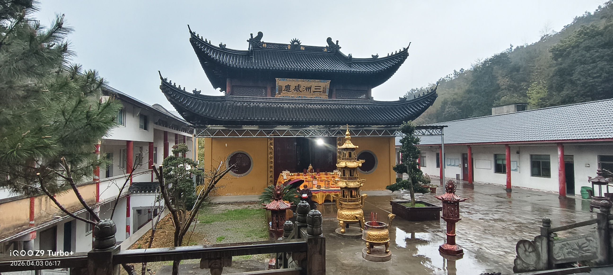 白峰镇万年禅寺实景照片