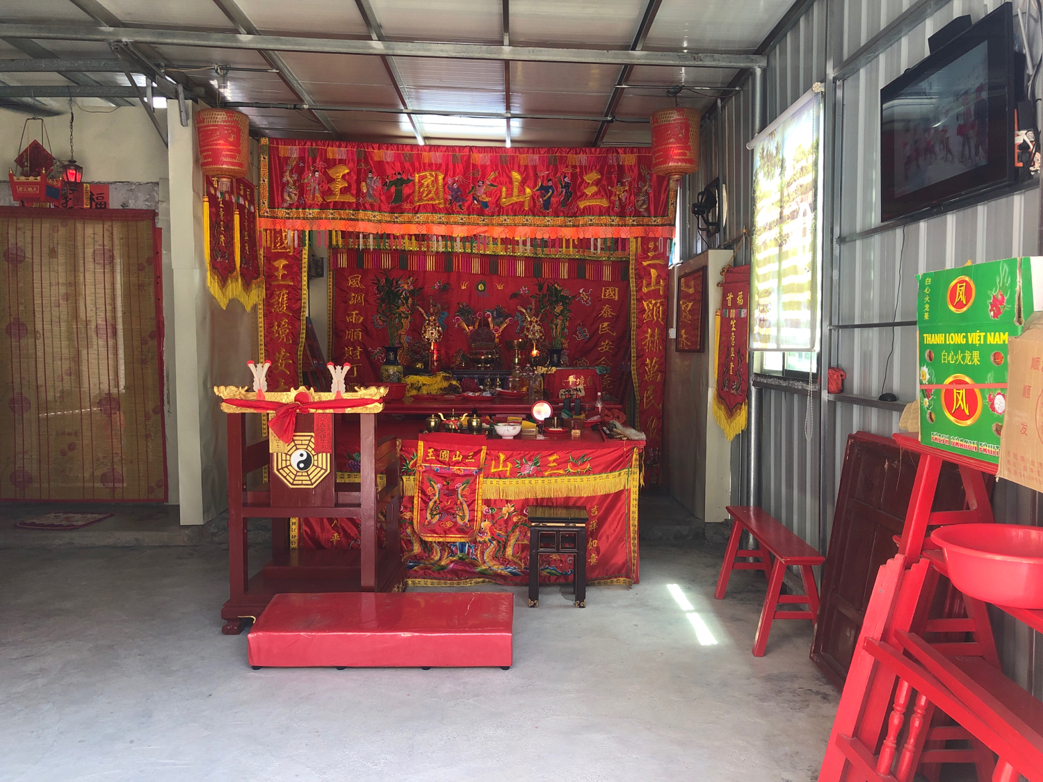 五石坛乡三山国王殿实景照片