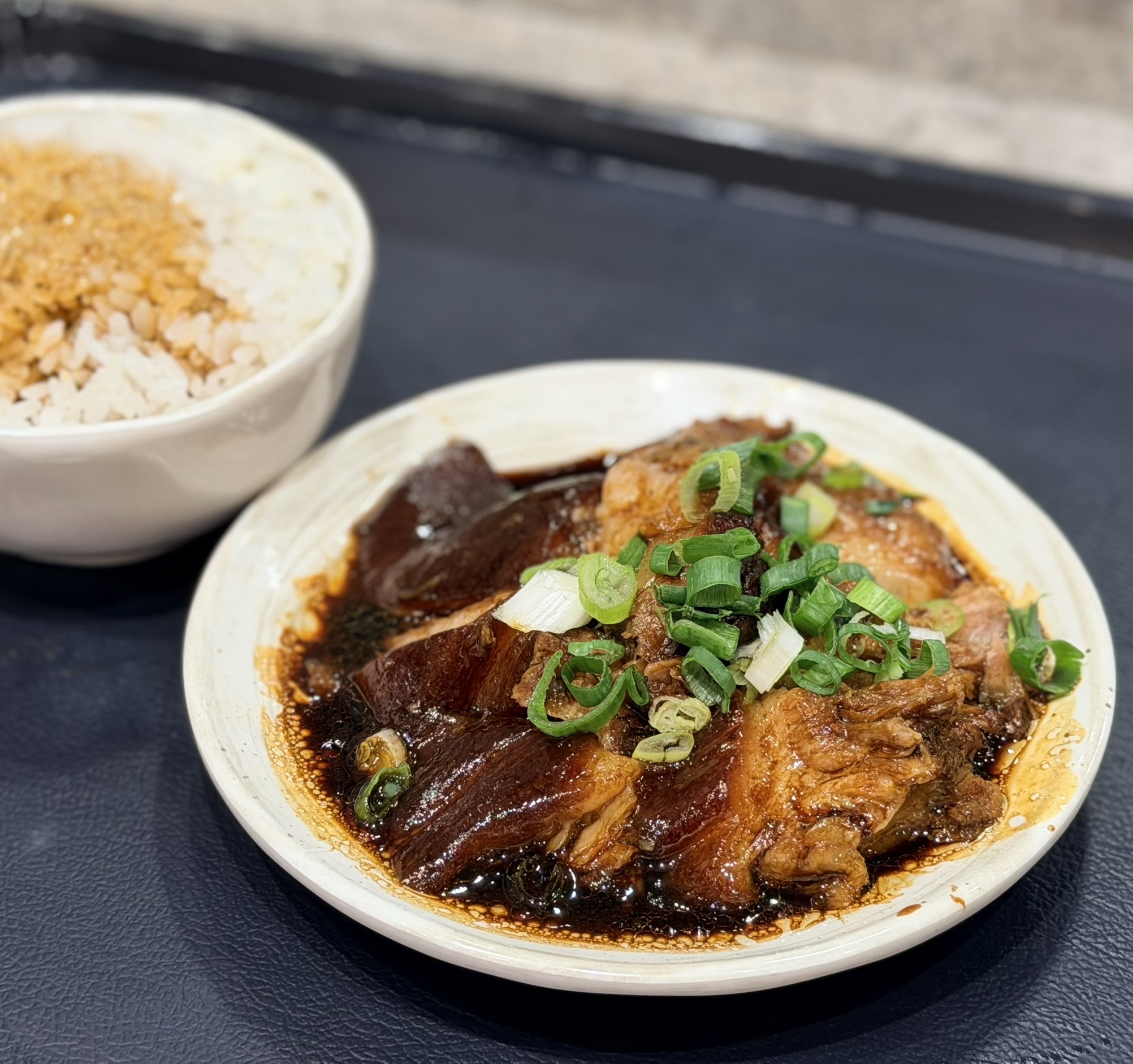 老牌张猪脚饭