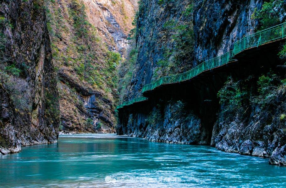 Shangri-La Grand Canyon-Balagezong National Scenic Spot