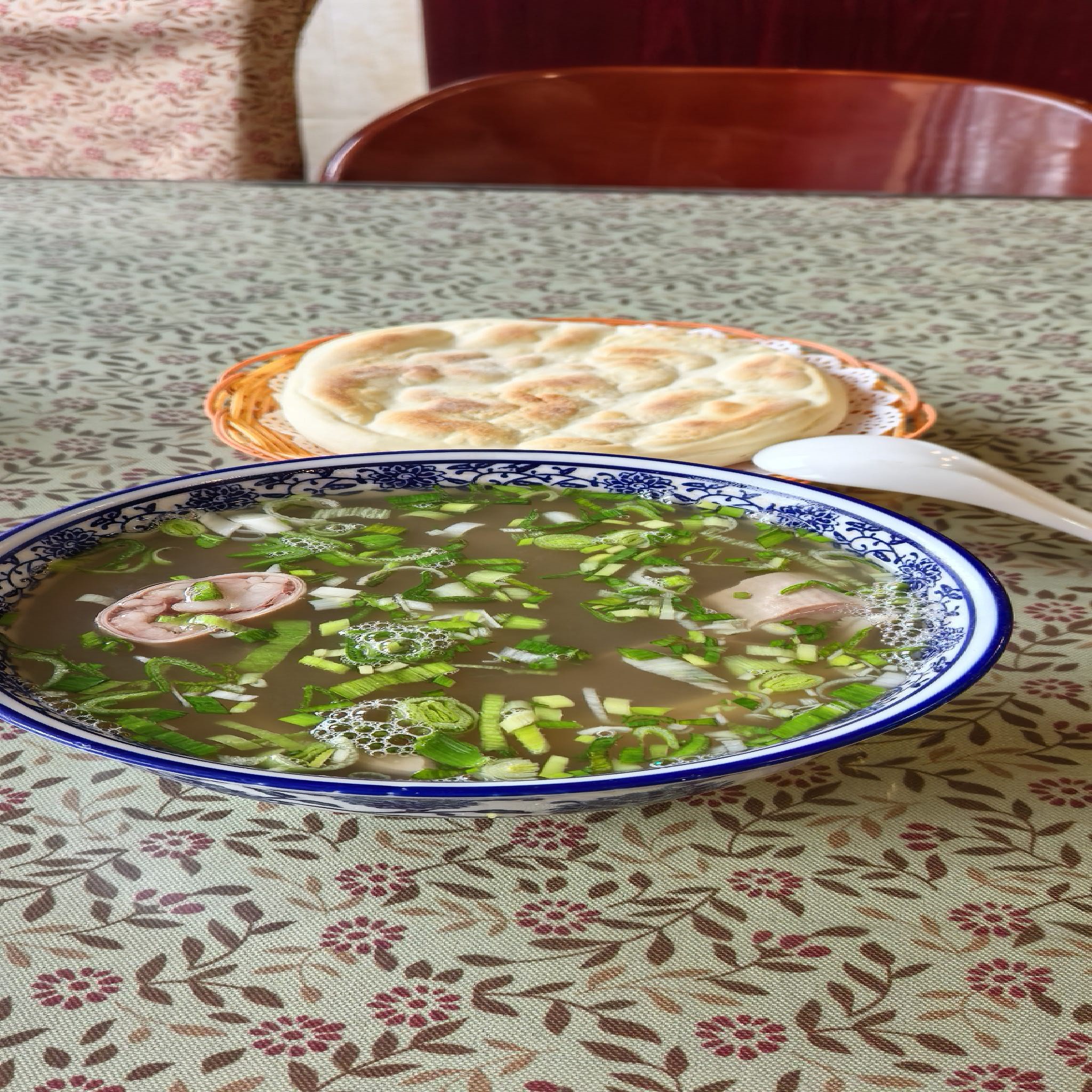 张家牛杂汤(昆仑南路店)