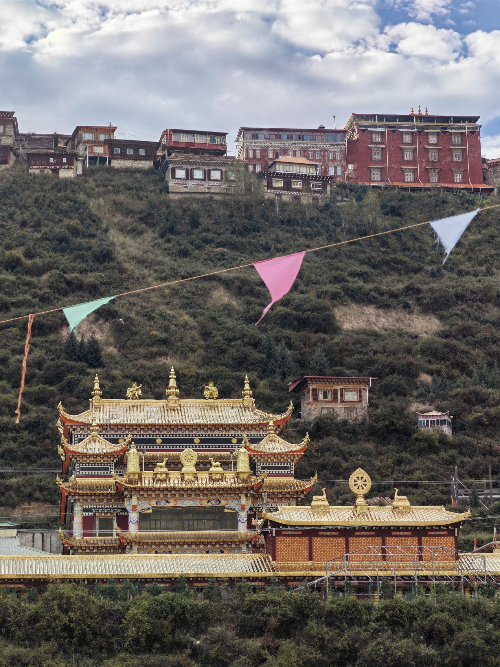 金俄寺实景照片