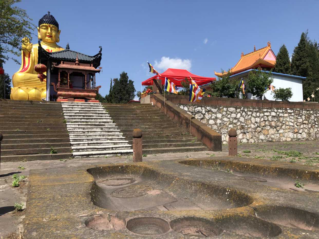 安宁三炷香大佛寺实景照片