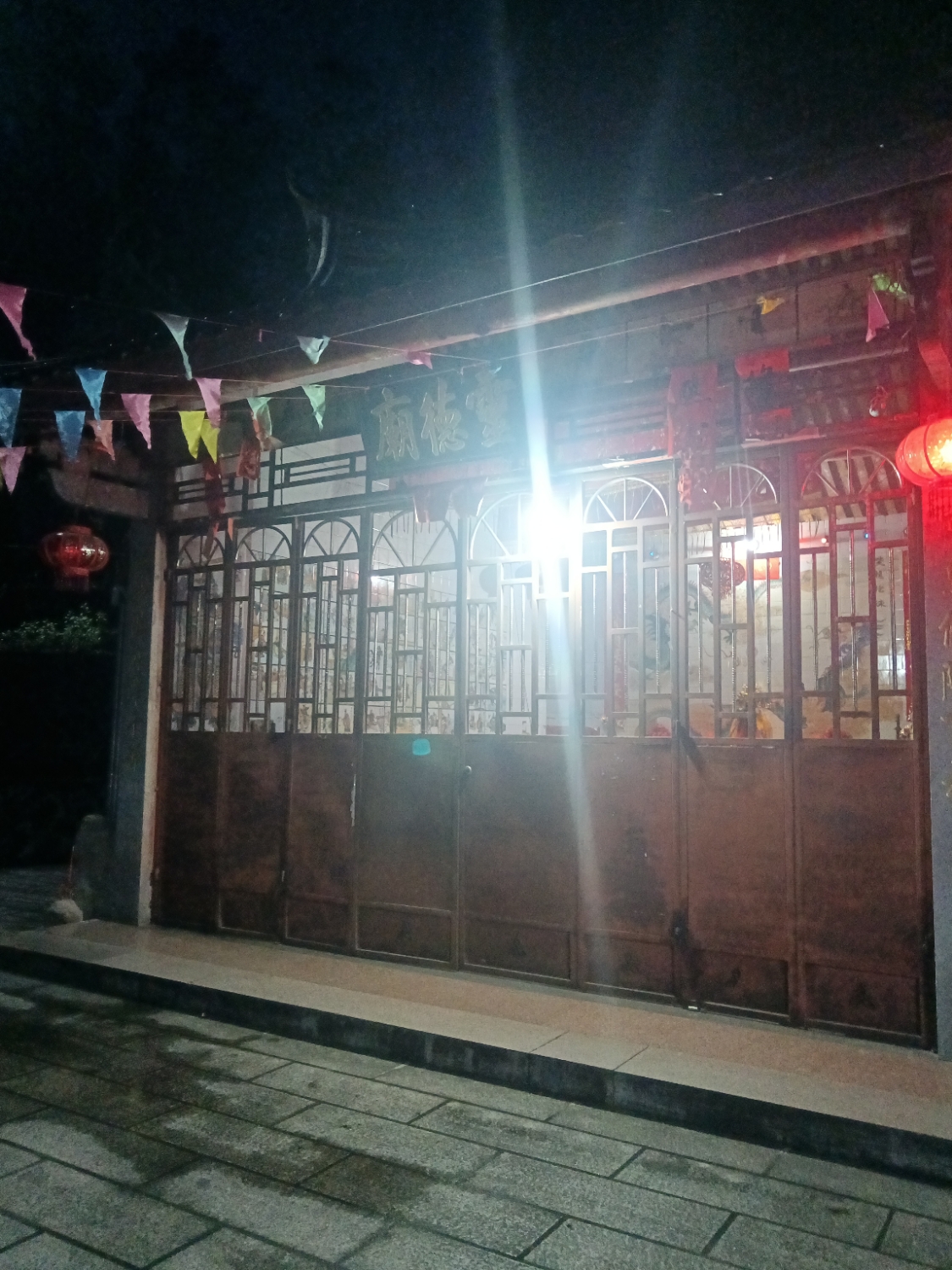 灵德庙实景照片