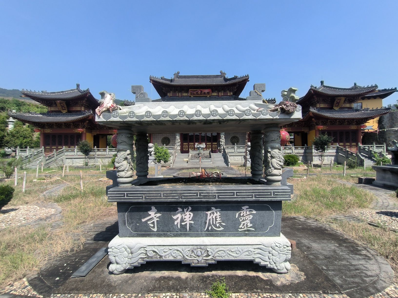 灵应寺实景照片