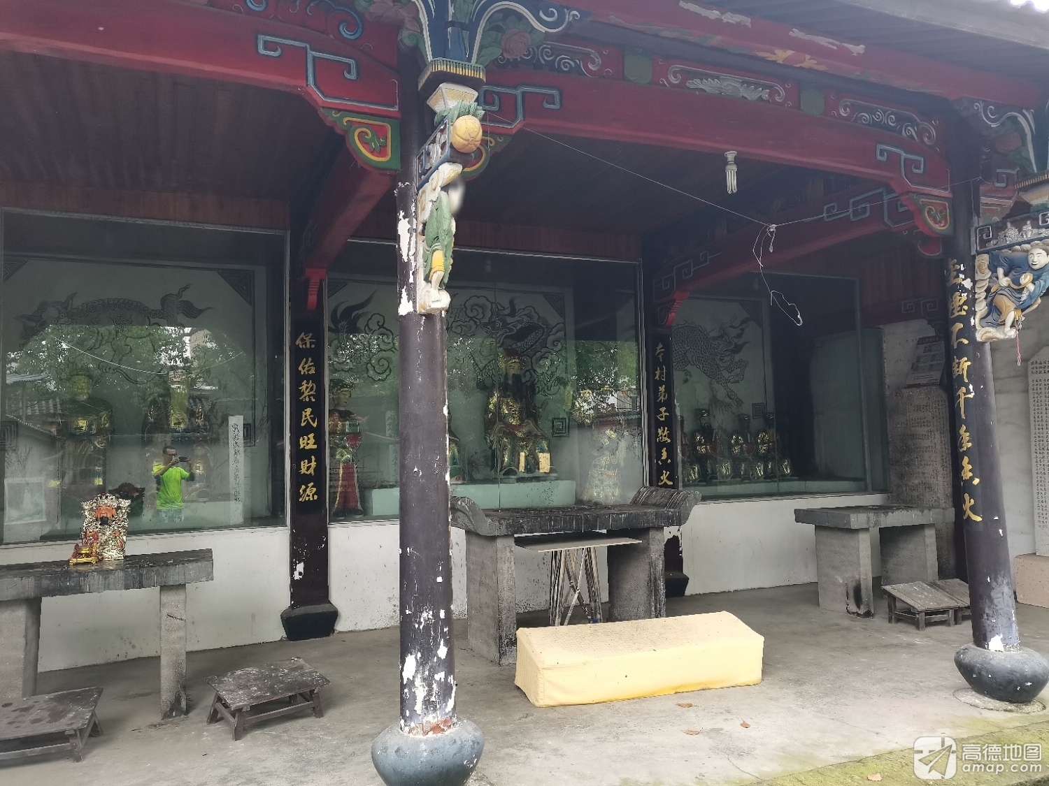 前路乡本保殿实景照片