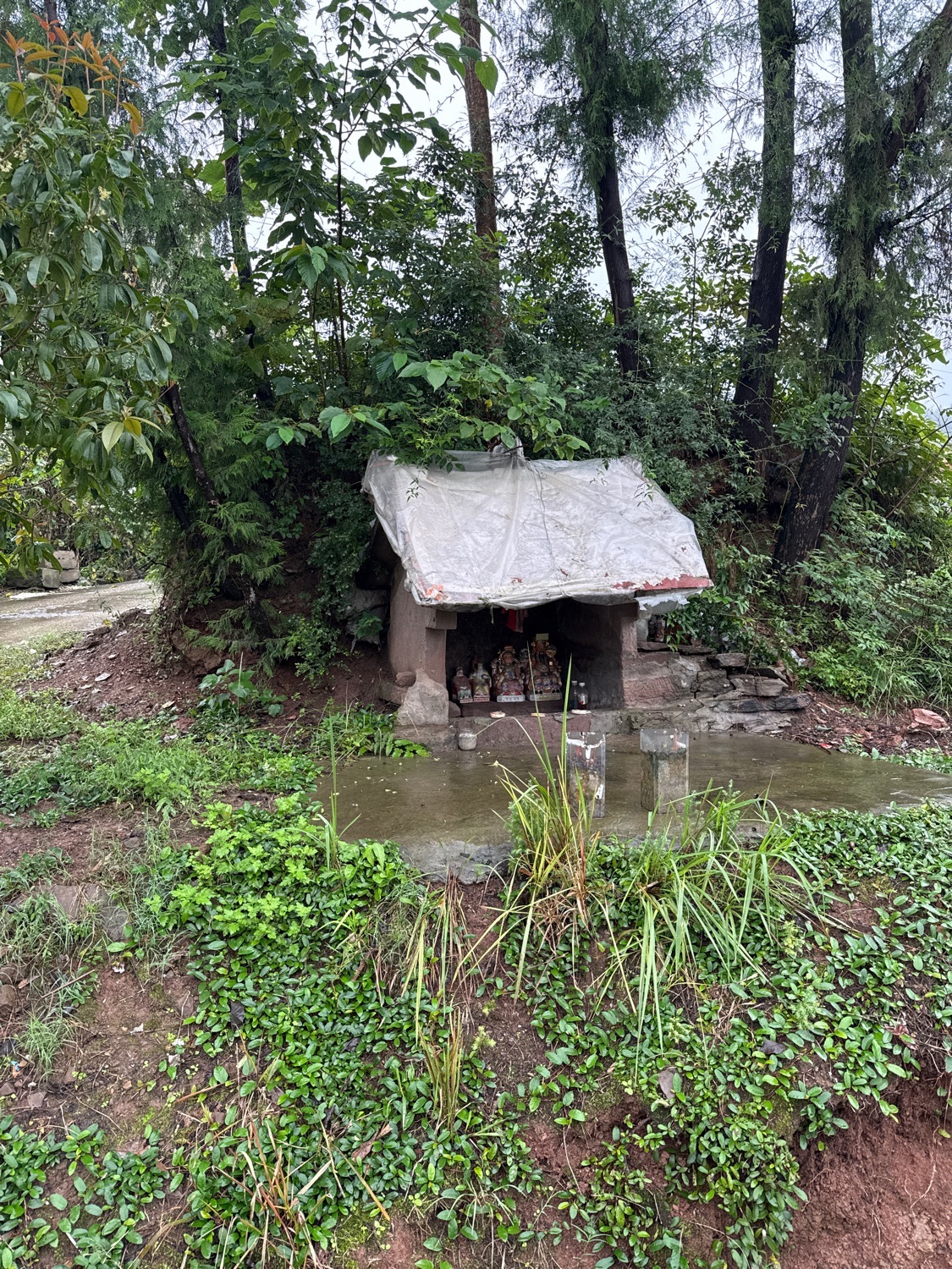 土地庙实景照片