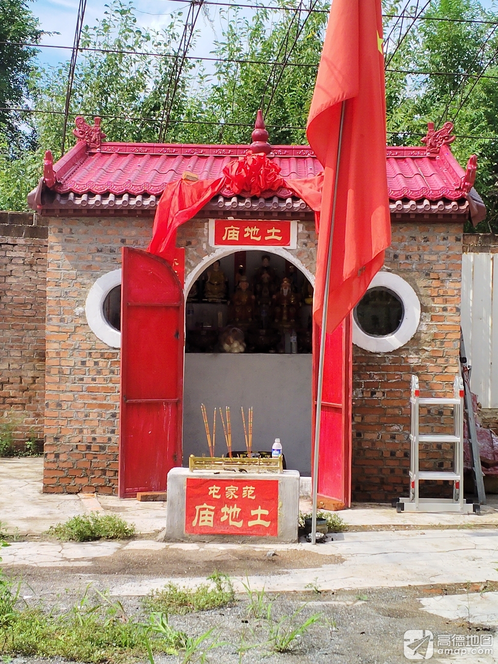 范家屯土地庙实景照片
