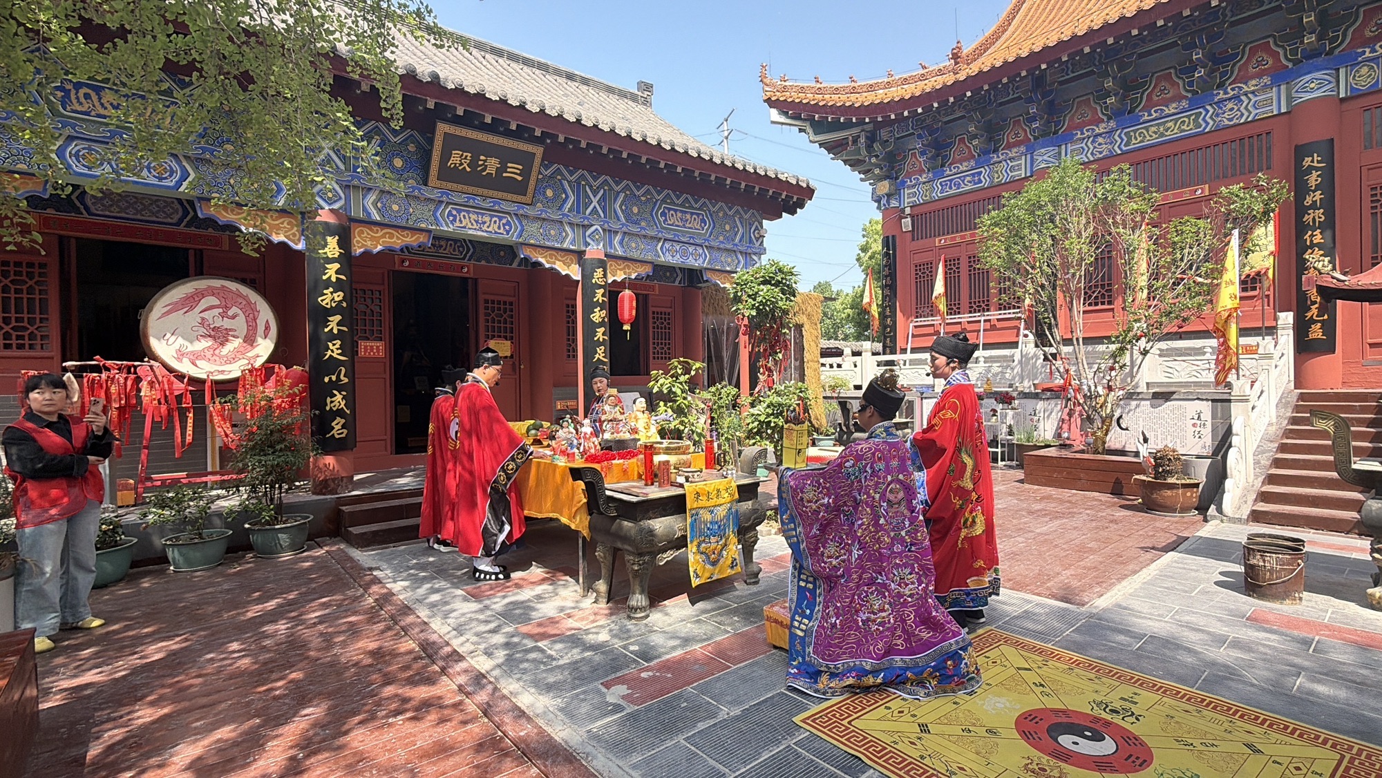 城隍庙实景照片