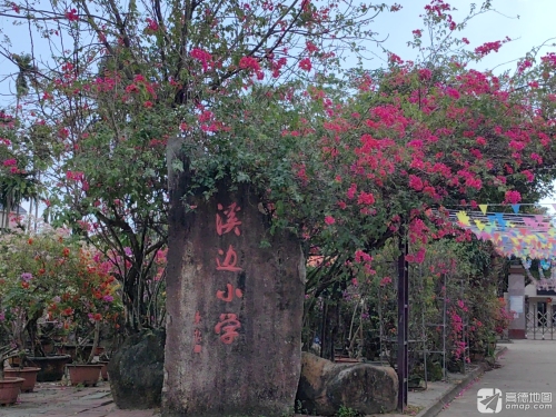万宁市溪边村溪边小街