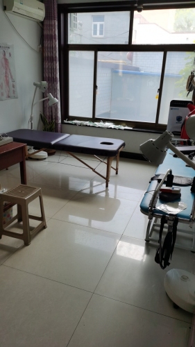 王伟正骨
