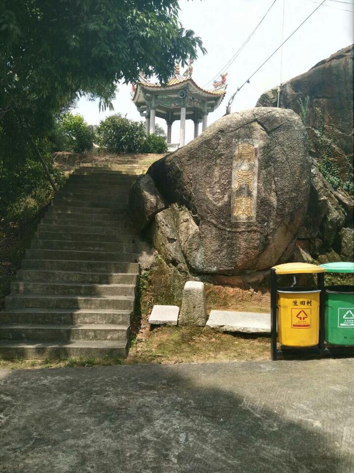 龙溪寺实景照片
