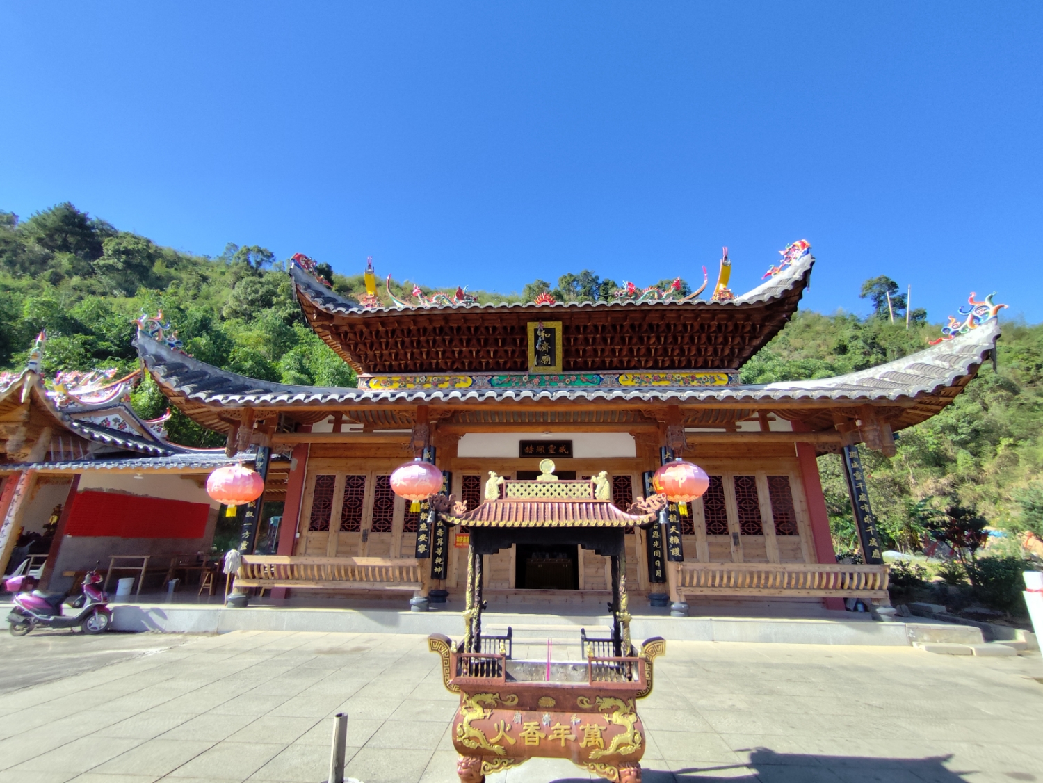 和济庙实景照片