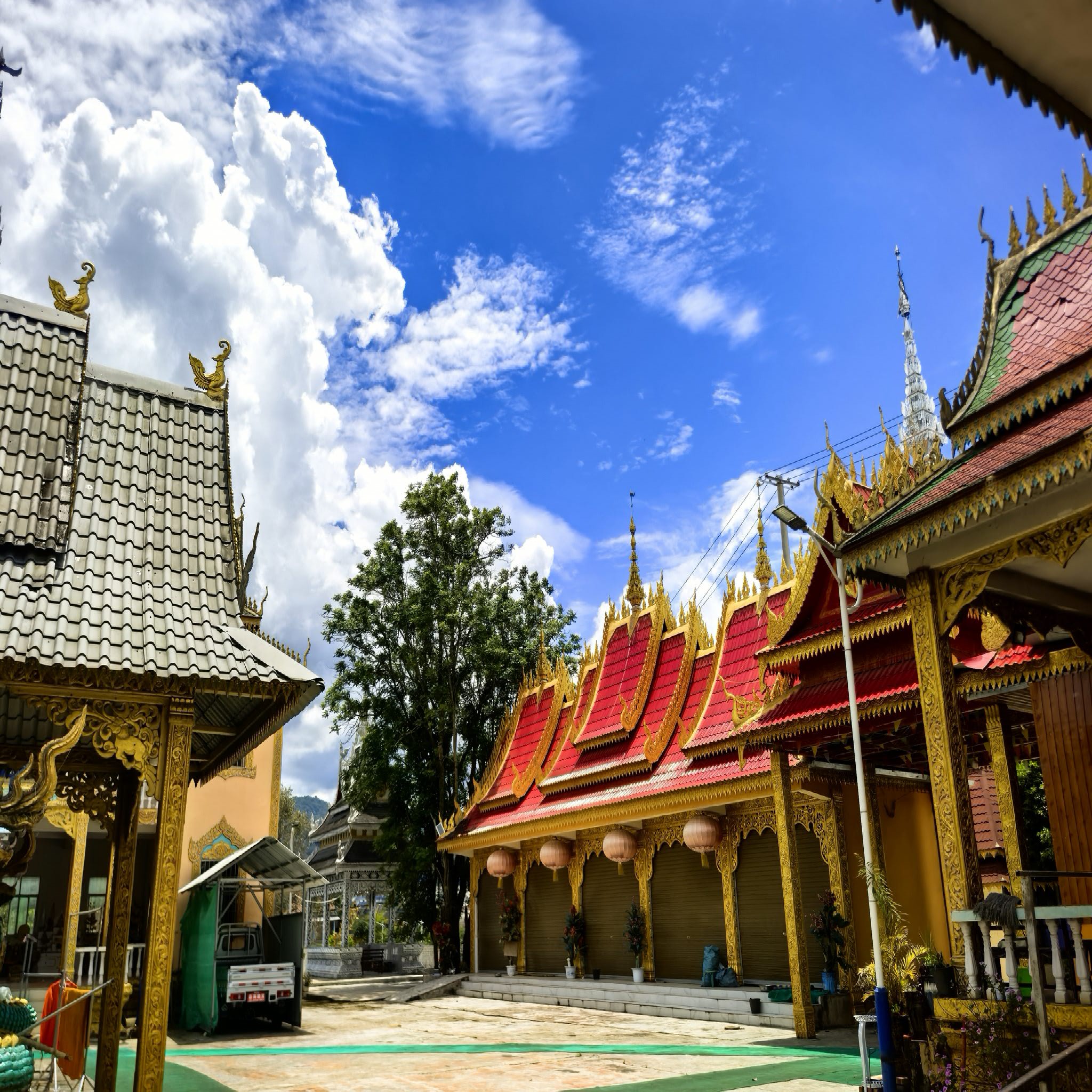 勐混镇曼蚌总佛寺实景照片