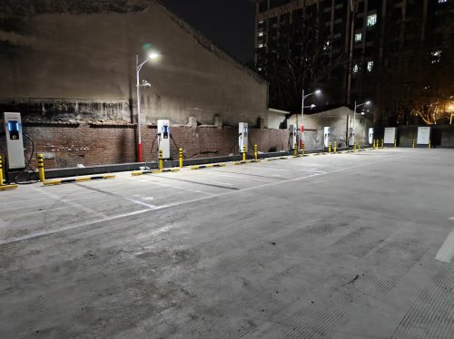 广汽能源汽车充电站(广汽能源石家庄建设大街塔南路超充站)