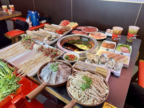 二当家牛肉串串火锅(罗定泰德店)