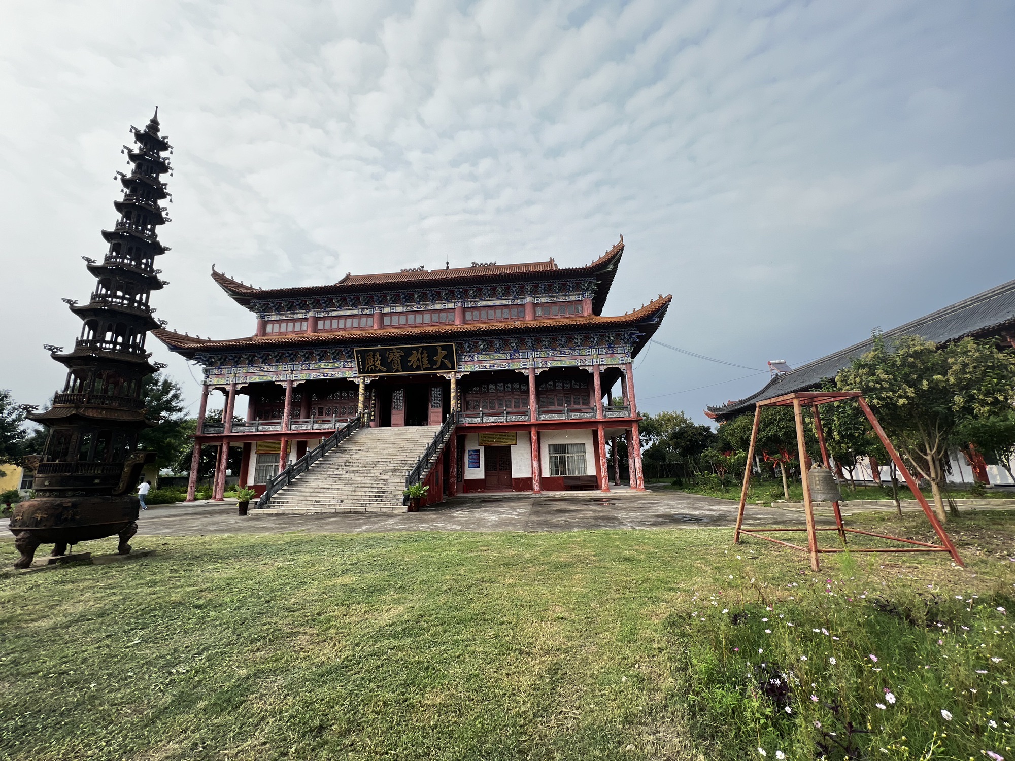 潜江龙华禅寺实景照片