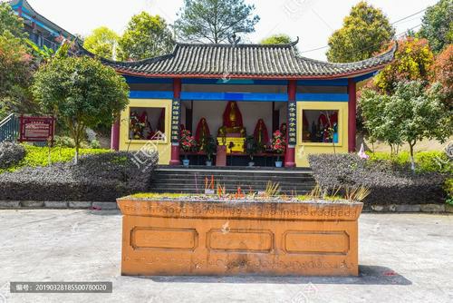 先锋土地庙实景照片