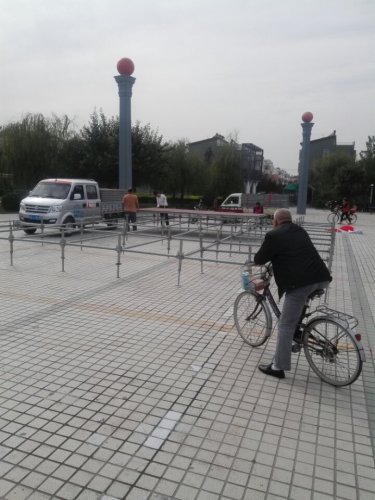 人民广场旅行图片