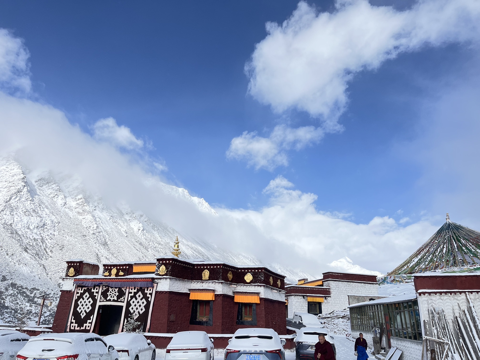 色尼区噶举派跋绒寺实景照片
