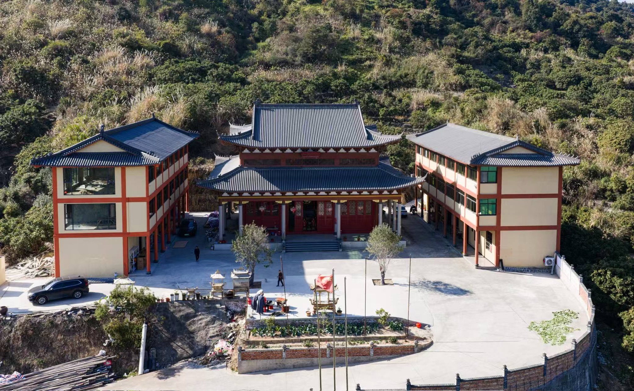 八都海潮山圆通寺实景照片