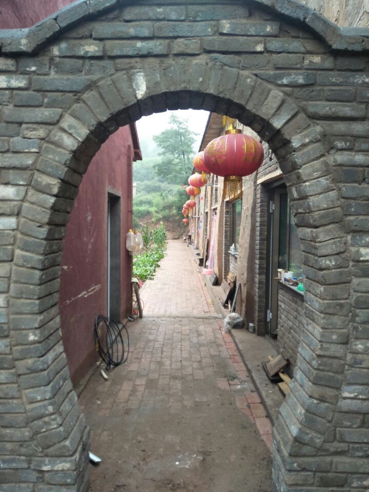 沁县二神万安山灵泉寺实景照片