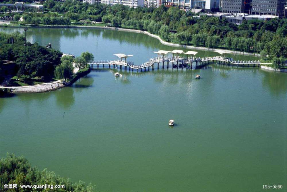 水上公园景点图片