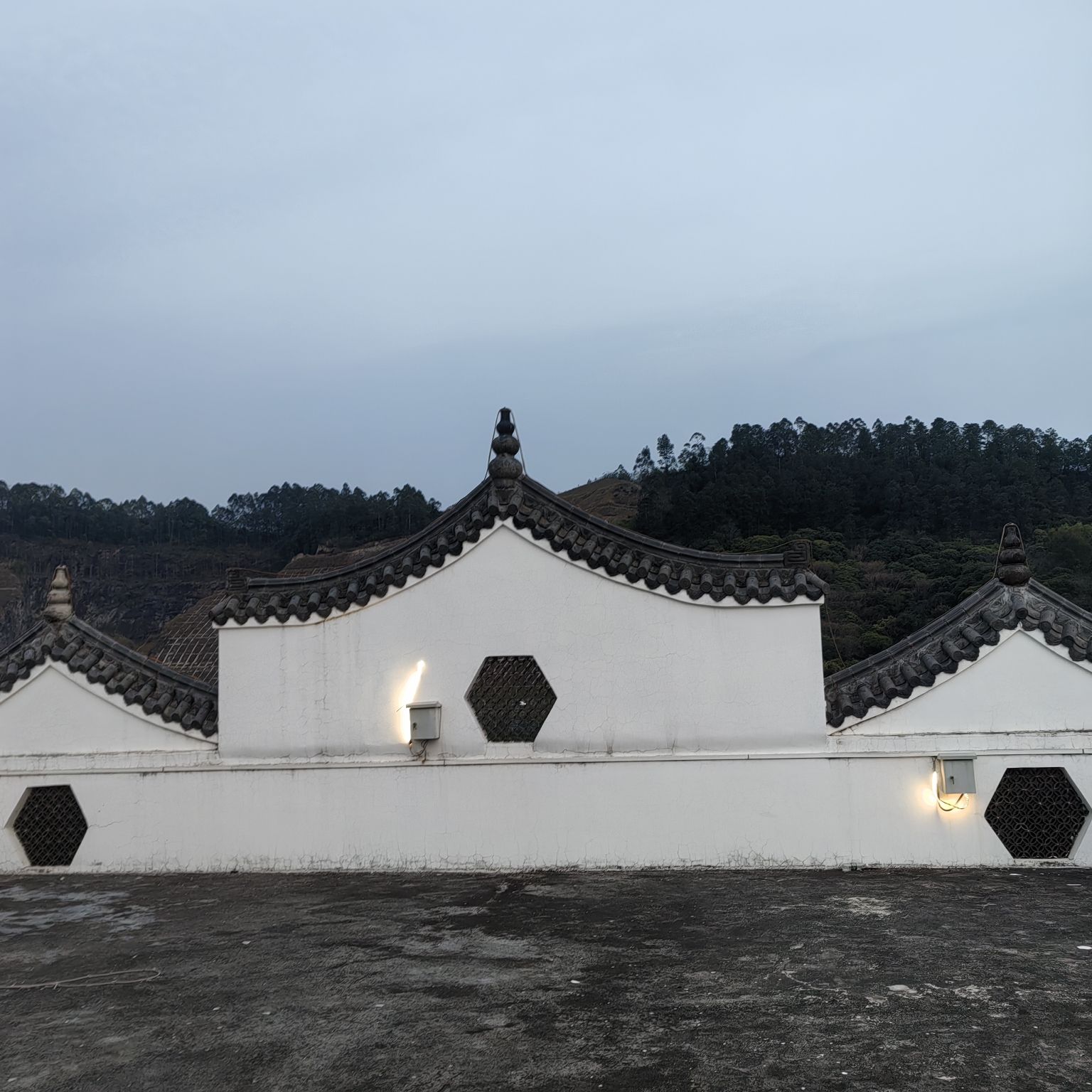 护法伽蓝财神殿实景照片
