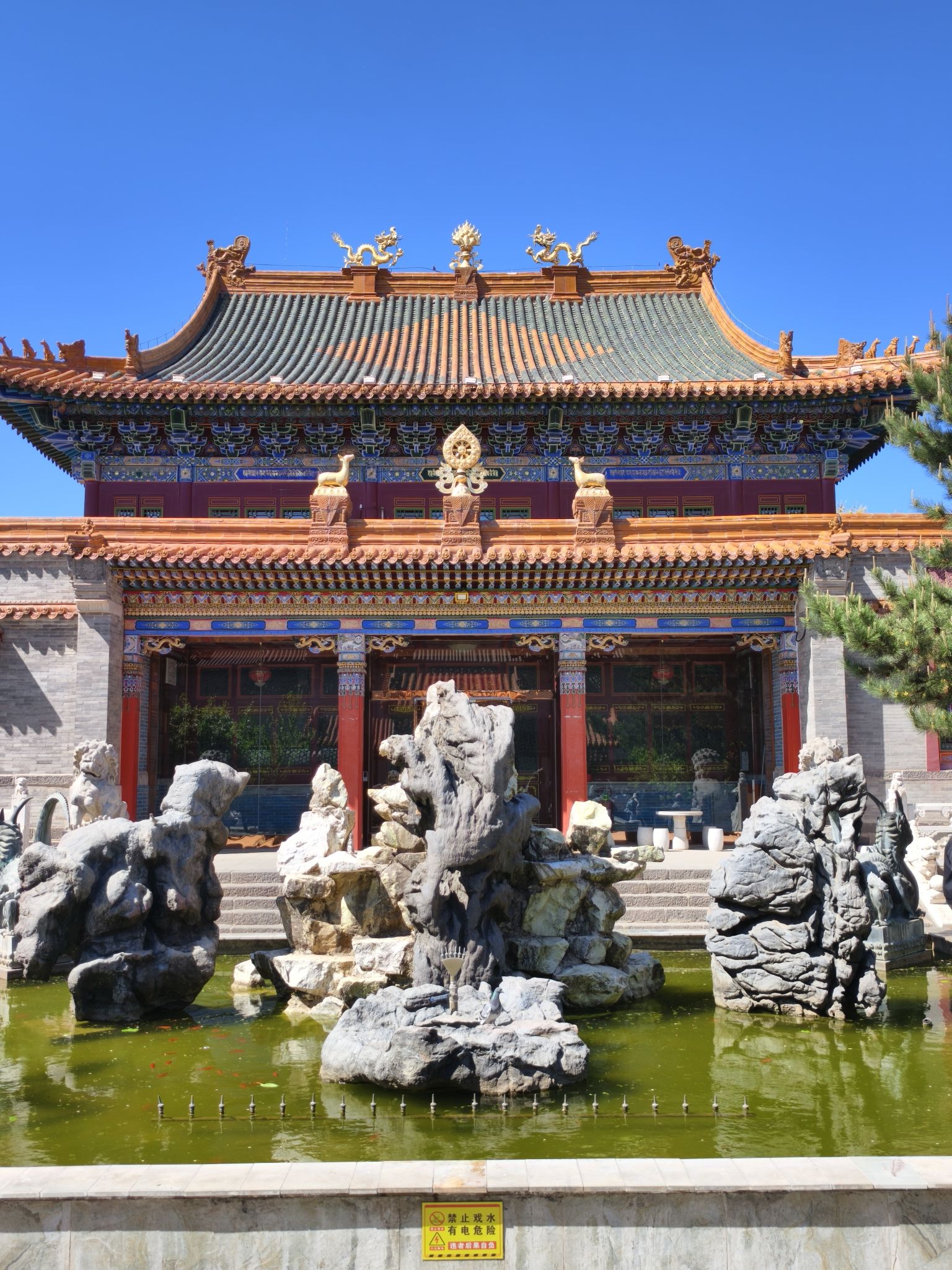 公中仓佛殿实景照片