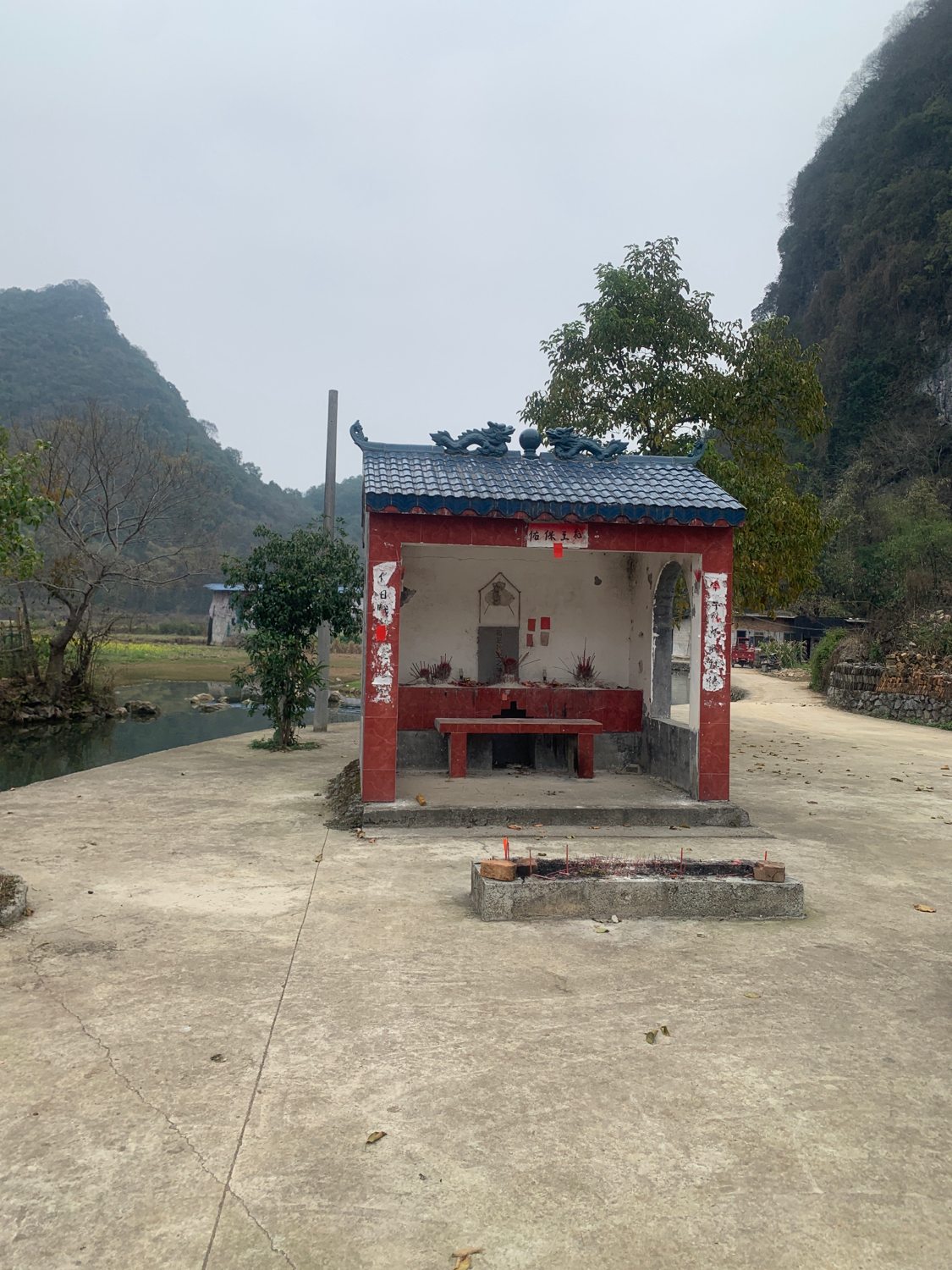 勒潘社庙实景照片