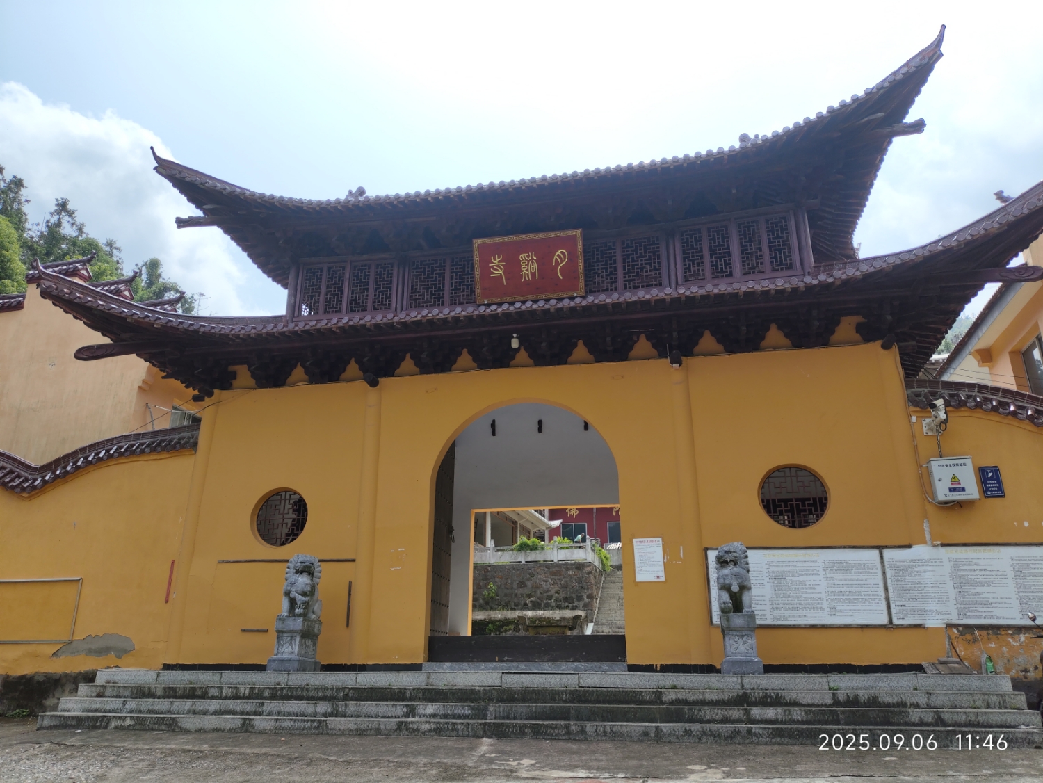 月溪寺实景照片