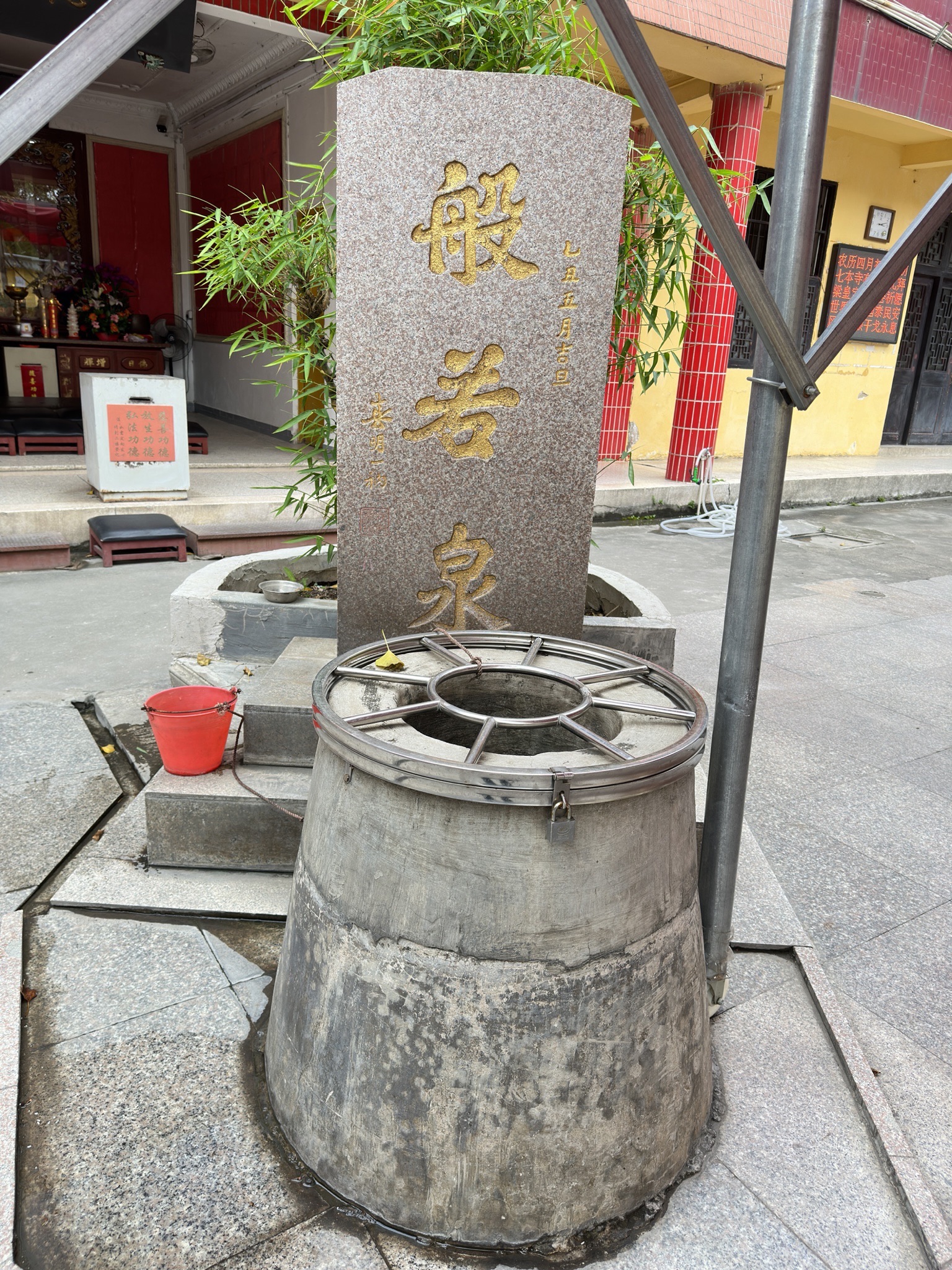 证果寺实景照片