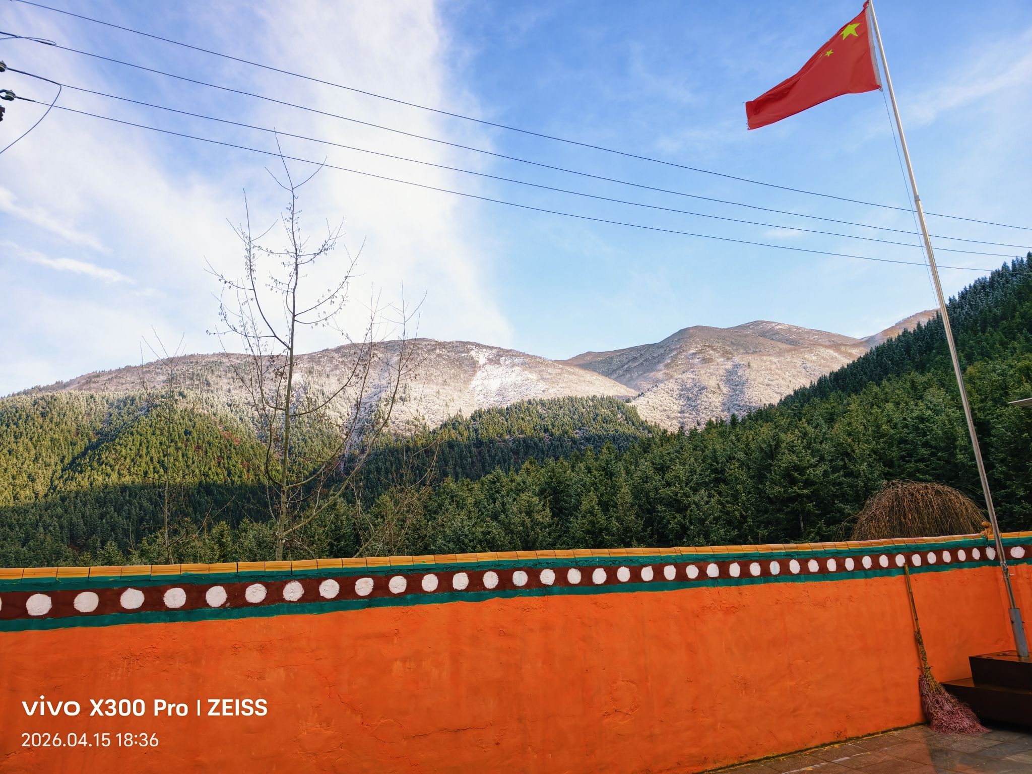 果拉寺实景照片