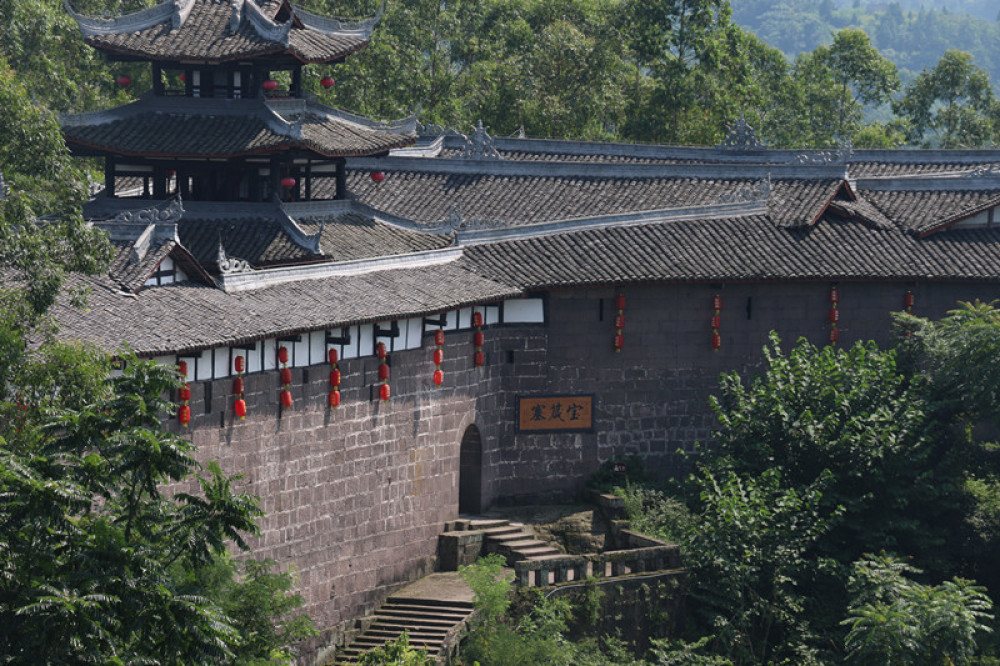 宝箴塞景点图片